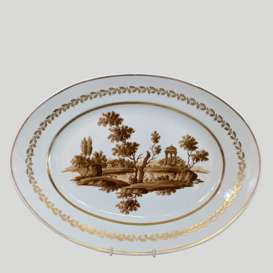 Блюдо с романтическим пейзажем, Россия, завод "А.Г. Попова", 1810-1820-е гг.