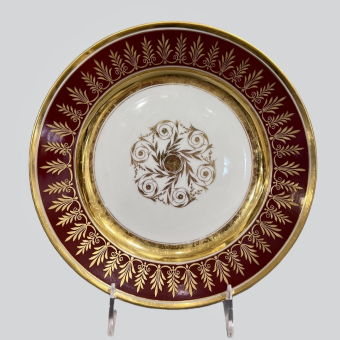 ​Комплект плоских тарелок из Гурьевского сервиза, Россия, ИФЗ, 1855-1917-е гг.