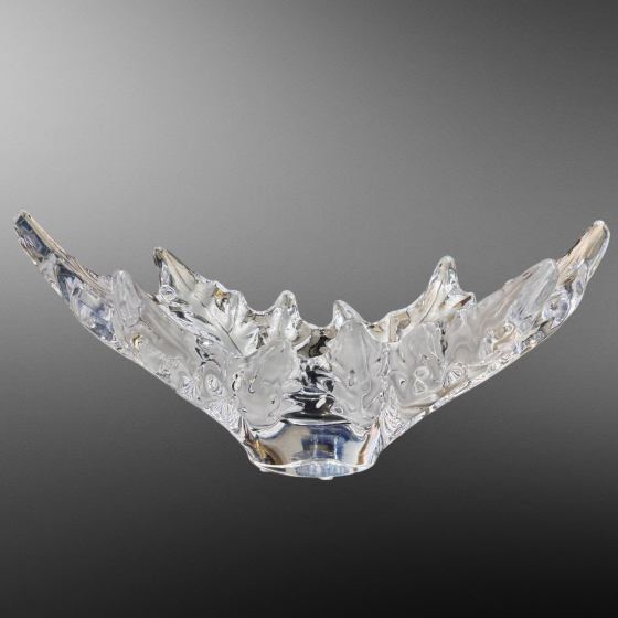Ваза для фруктов "Champs Élysées", Франция, фирма "Lalique", XX век, М. Лалик Ваза для фруктов "Champs Élysées", Франция, фирма "Lalique", XX век, М. Лалик