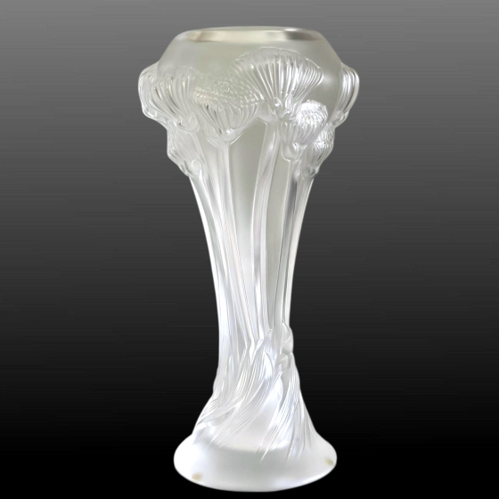 Ваза "Бутон розы", Франция, фирма "Lalique", XX век Ваза "Бутон розы", Франция, фирма "Lalique", XX век