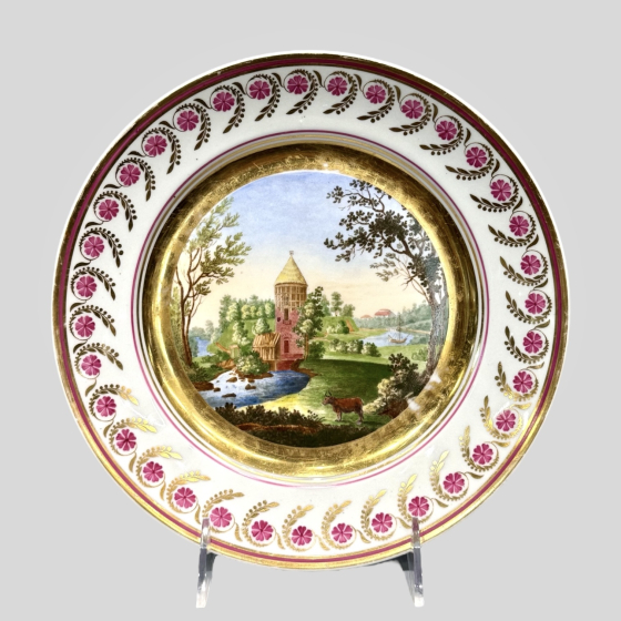 Тарелка «Вид части сада в городе Павловск», Россия, ИФЗ, 1814-1820-е гг. Тарелка «Вид части сада в городе Павловск», Россия, ИФЗ, 1814-1820-е гг.