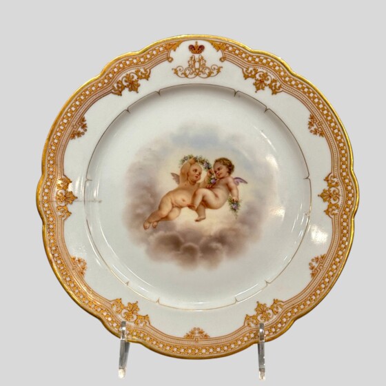 ​Тарелка с амурами, Россия, ИФЗ, 1855-1881 гг.