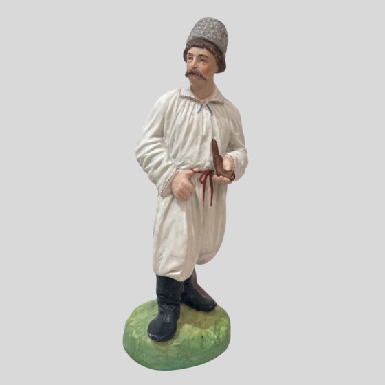 ​Скульптура «Малоросс с трубкой», Россия, завод "Гарднера", 1870-1890-е гг.