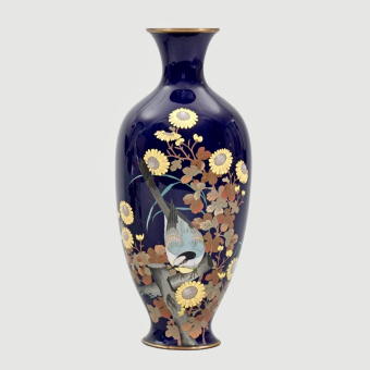 Ваза с цветочным декором и птицами, Япония, 1890-1900-е гг.
