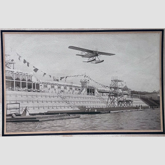 Фотография «Парад авиации на водном стадионе», СССР, 1930-е гг.