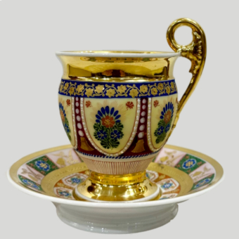  ​Чайная пара в стиле ампир с цветочно-растительным орнаментом, Австрия, XIX век