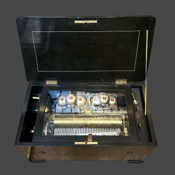 Музыкальная шкатулка, Швейцария, XIX век