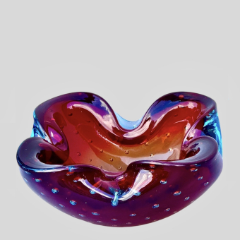 Пепельница красная с синем надцветом, Италия, XX век