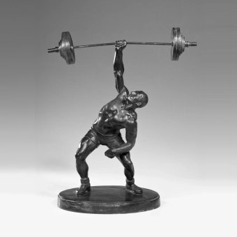 Скульптура «Тяжелый атлет со штангой», СССР, завод «Монументскульптура», 1952 г, Манизер М.Г.