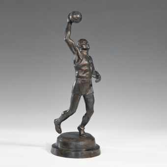 Скульптура “Волейболист”, СССР, ЛМЗ,1955 г.