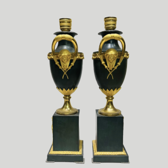 Часы каминные «Афродита» с парными вазами, Франция, XIX век