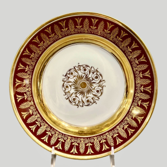 ​Комплект глубоких тарелок из Гурьевского сервиза, Россия, ИФЗ, 1855-1881-е гг.
