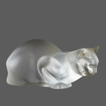 ​Скульптура "Кошка лежачая", Франция, фирма «Lalique», 1970-1980-е гг.