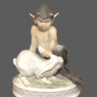 Скульптура "Фавн с зайцем", Дания, Датская Королевская мануфактура, XX век