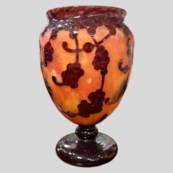 Ваза с виноградным орнаментом, Франция, фирма "La Verre", 1920-1930-е гг.