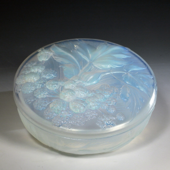 ​Шкатулка в стиле ар-деко, Франция, мануфактура "Etling", 1920-1930-е гг.