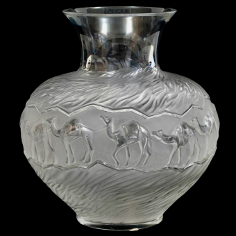 ​Ваза "Ghardaia", Франция, фирма "Lalique", XX век