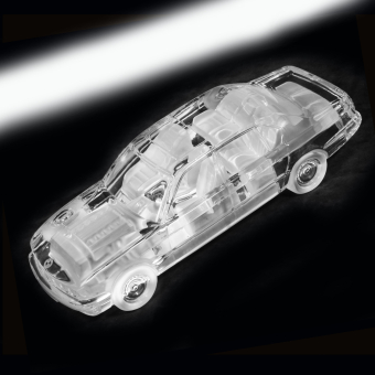 Модель автомобиля "BMW 750IL", Франция, фирма "Daum", XX век, К. Фроссарт