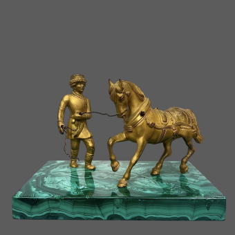 Скульптурная композиция "Мужик, удерживающий коня", Россия, XIX век