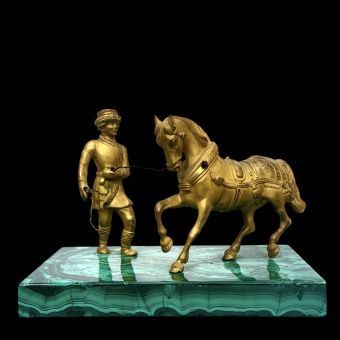 Скульптурная композиция "Мужик, удерживающий коня", Россия, XIX век