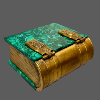 ​Шкатулка в виде книги, Россия, XIX век