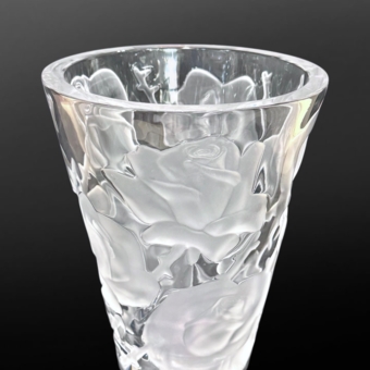 Ваза «Розы», Франция, фирма «Lalique», XX век, М. Лалик