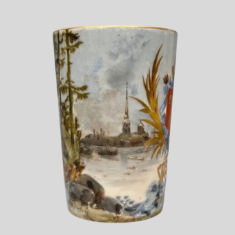 ​Стакан "В честь 200-летия Санкт-Петербурга", Россия, завод "Братьев Корниловых", 1903 г.