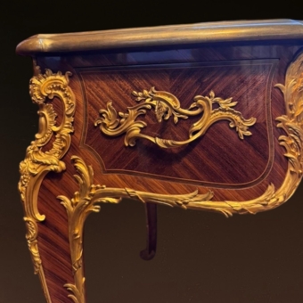 Письменный стол в стиле Людовика XV, Франция, XIX век
