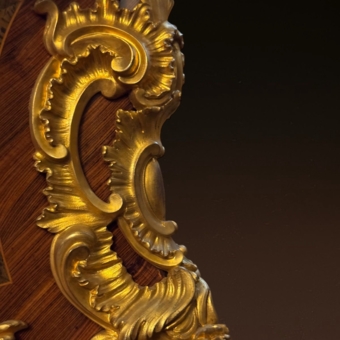 Письменный стол в стиле Людовика XV, Франция, XIX век