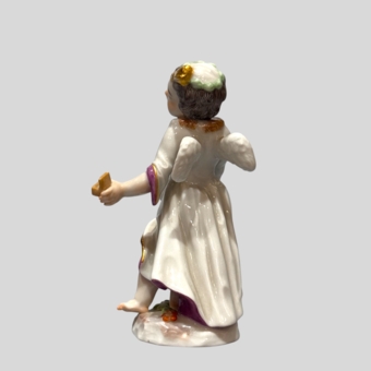 Пять скульптур из серии "Переодетые Амуры", Германия, мануфактура "Мейсен", XX век, Кендлер И.И.