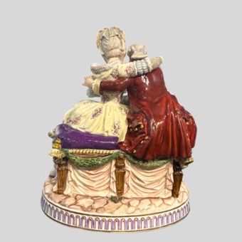 Скульптурная композиция "Счастливые родители", Германия, мануфактура "Мейсен", 1774-1817-е гг.