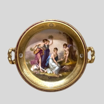 Чаша «Аmor am Pranger», Австрия, Королевская Венская мануфактура, 1820-е гг.