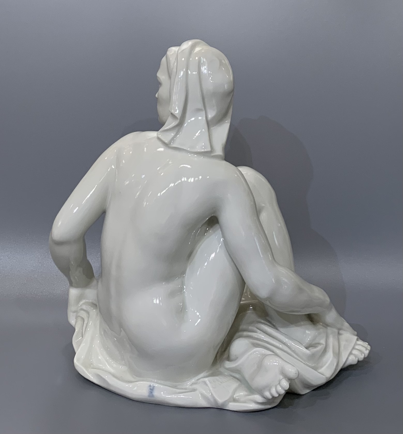 Скульптура "Смотрящая", Германия, мануфактура "Мейсен", 1939 г., Р. Ульманн