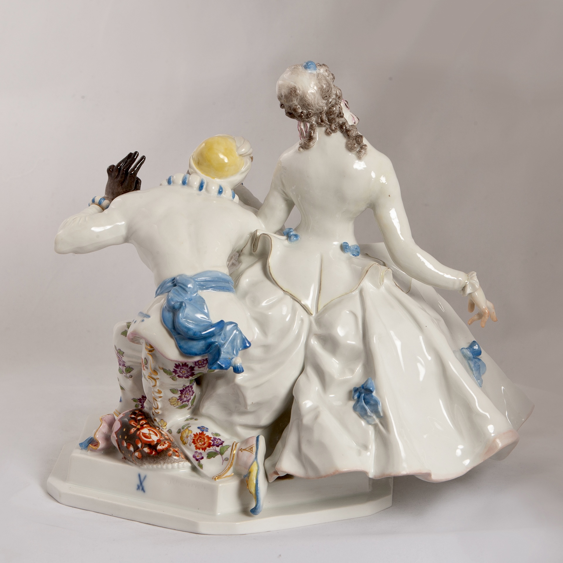 Композиция "Дама с мавром", Германия, мануфактура "Мейсен", ХХ век, П. Шойрих